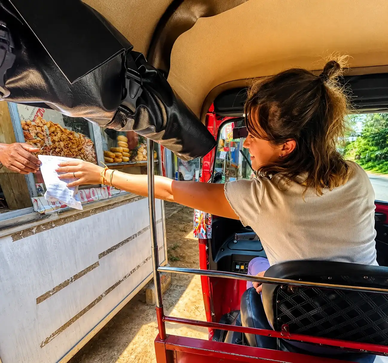 Freedom of exploring Sri Lanka by self-drive tuktuk on coastal and mountain roads